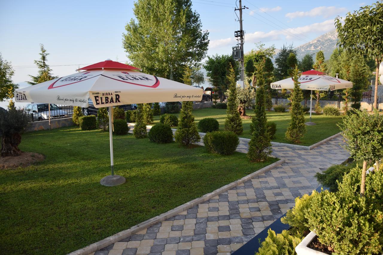 Hotel Pogradeci 2 Tushemisht Екстер'єр фото